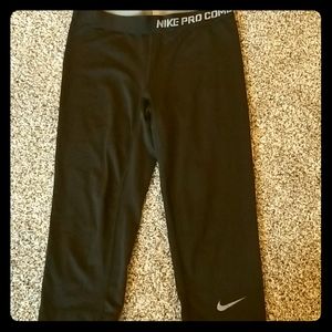 Nike drift athletic leggings